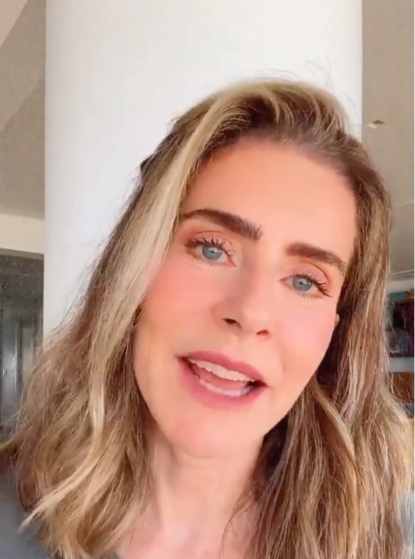 Maitê Proença revela segredo para manter vagina jovem