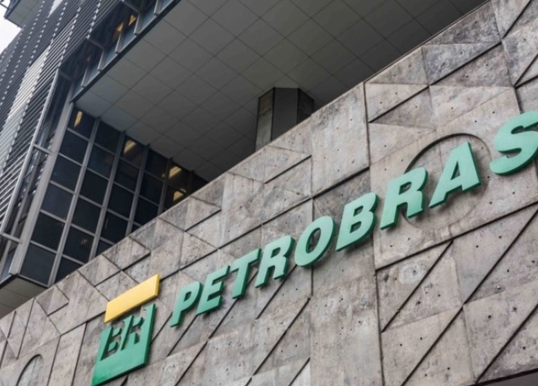 Petroleiros anunciam greve no Amazonas e mais 5 estados 