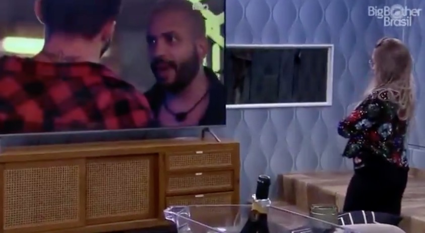 BBB21: ‘Antes ela do que nós’, diz Projota para Arthur sobre Carla