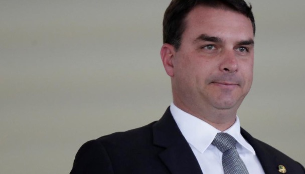 Caso Rachadinhas: STJ rejeita recurso de Flávio Bolsonaro 