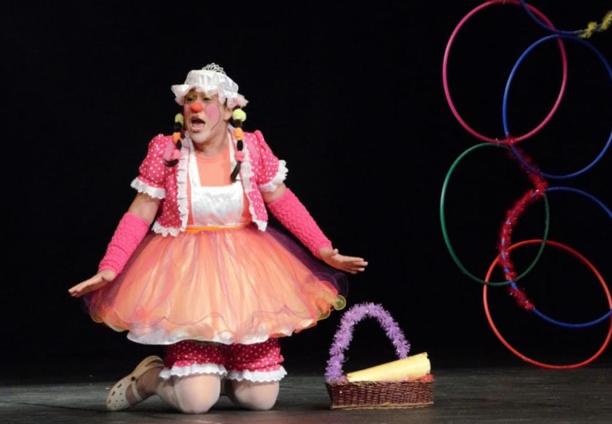 Princesa Cafuxa apresenta série de lives no reino da palhaçaria