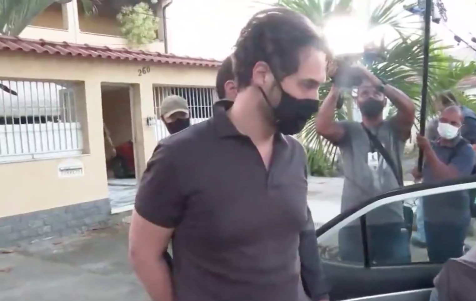 Dr. Jairinho tentou impedir que o corpo de Henry fosse ao IML