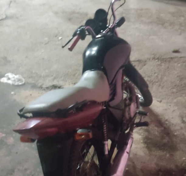 Veículos com restrições de roubo são recuperados em zonas de Manaus 