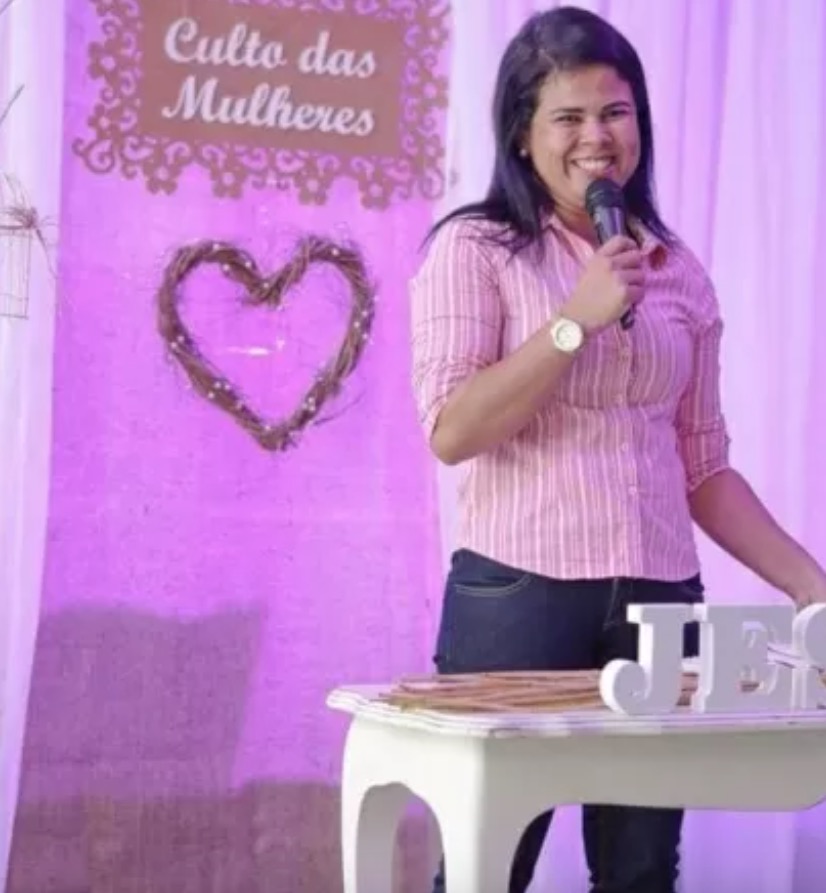 Mulher de pastor é encontrada morta às margens de rio