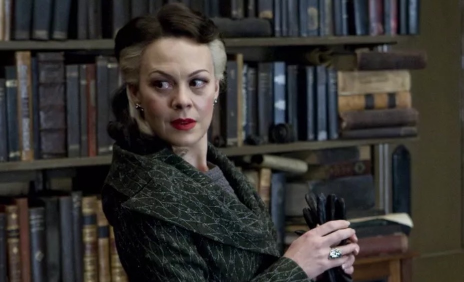 Helen McCrory, atriz de Harry Potter e Peaky Blinders, morre aos 52 anos