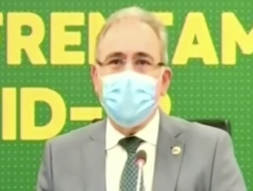 Queiroga diz que há dificuldades no fornecimento da 2ª dose da Coronavac