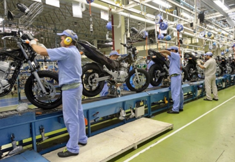 Yamaha suspende produção de motocicletas em Manaus 