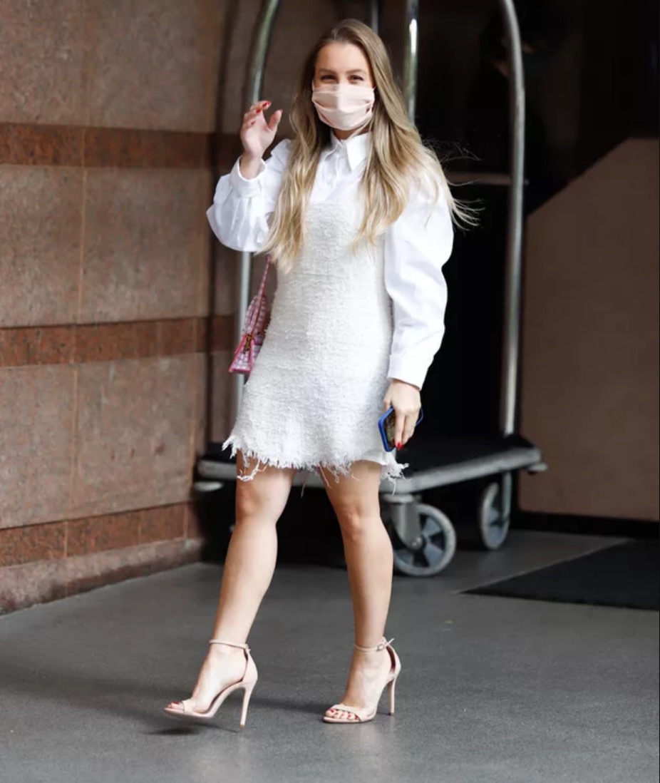 Carla Diaz é flagrada após não atender ligação de Ana Maria Braga