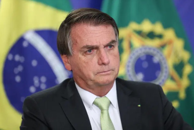 Membros do Parlamento Europeu criticam Bolsonaro: 'Necropolítica'