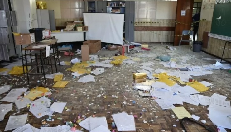 Crianças invadem e vandalizam escola no Paraná 