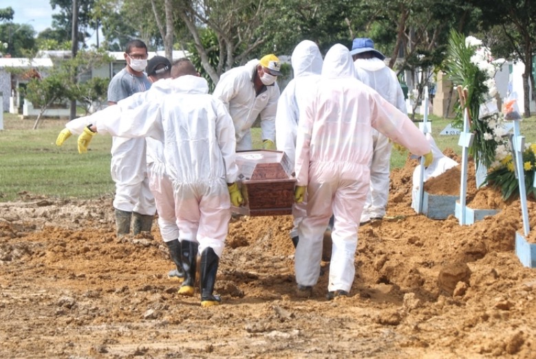 Veja carta que Mandetta enviou a Bolsonaro alertando sobre colapso na saúde