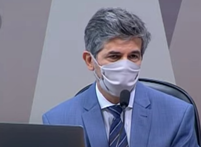 Teich deixou cargo por falta de autonomia e divergências sobre cloroquina