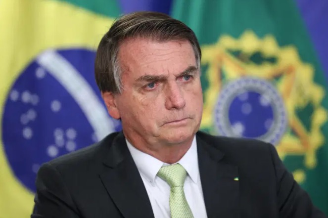Leia a carta enviada pela Pfizer a Bolsonaro com oferta de vacinas 