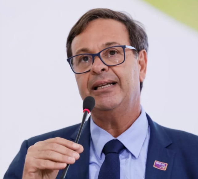 Ministro do Turismo receberá título de Cidadão do Amazonas 