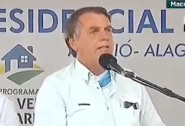 Bolsonaro volta a atacar Renan Calheiros em evento: 'picareta e vagabundo'