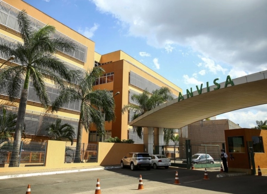 Anvisa aprova uso emergencial de novo medicamento contra Covid-19 