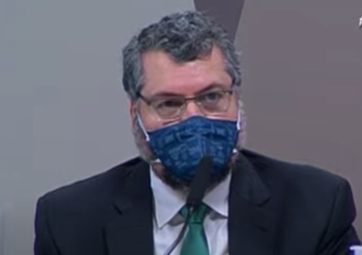 Amazonas não enviou resposta e ficou sem avião para transporte de oxigênio