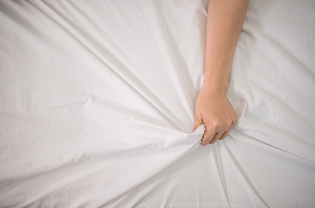 Conheça essa dica para facilitar o orgasmo das mulheres na cama