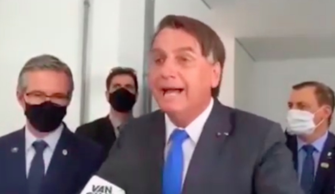 Globo repudia ataque de Bolsonaro a repórter: ‘Grito não impedirá trabalho’