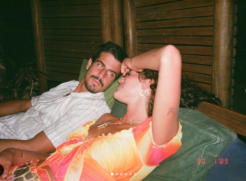 Chega ao fim namoro de Bruna Marquezine e Enzo Celulari 