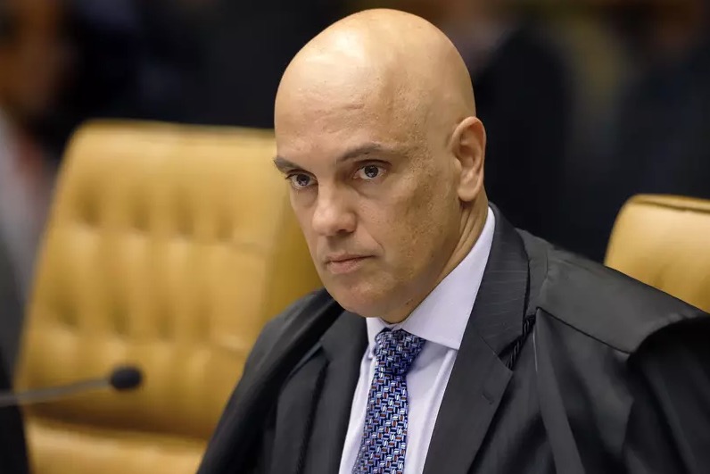 Alexandre de Moraes arquiva inquérito dos atos antidemocráticos 