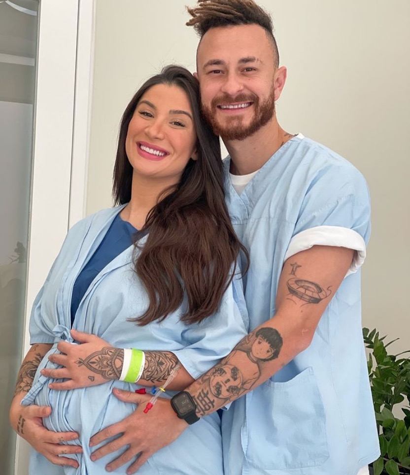 Bianca Andrade chega à maternidade para dar à luz 