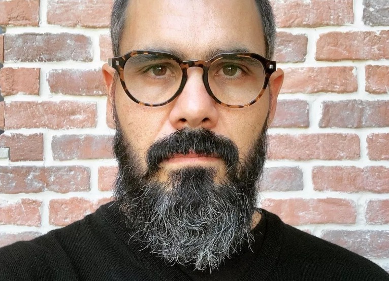 Juliano Cazarré se pronuncia sobre recusa da vacina contra covid-19