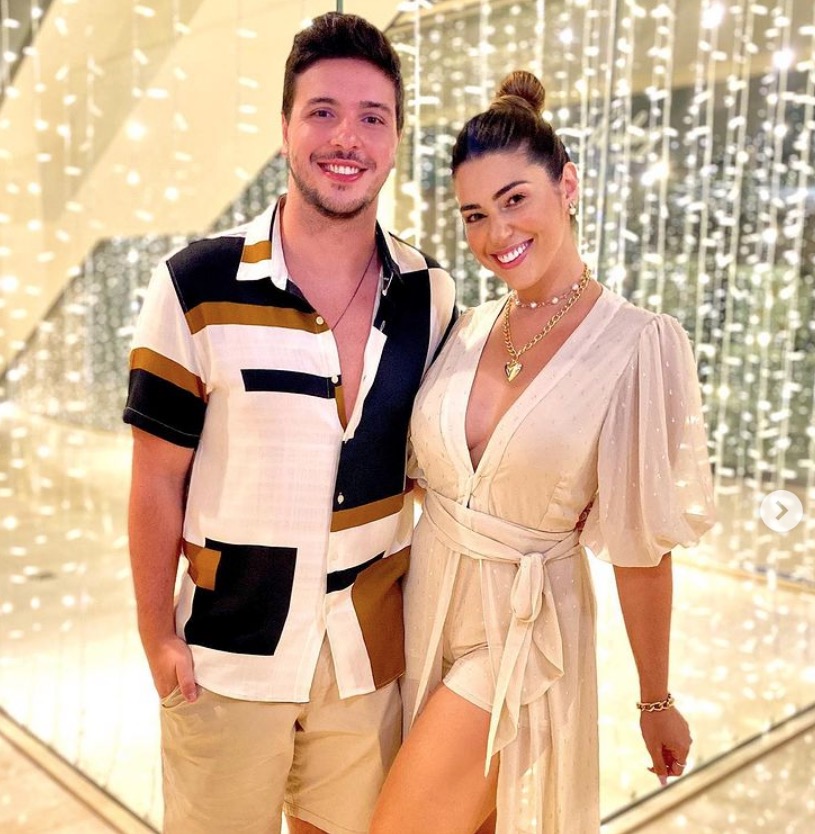 Assessoria de Vivian Amorim se pronuncia sobre boatos de gravidez da ex-bbb