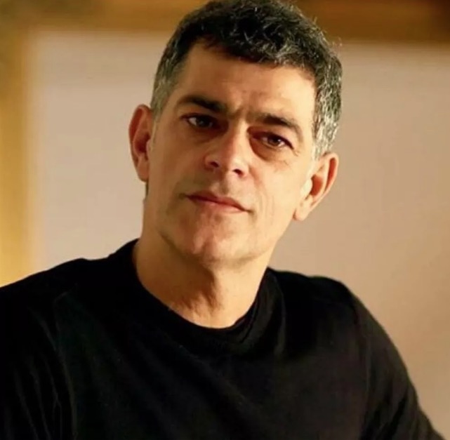 Ator Eduardo Moscovis é internado com covid-19 no Rio
