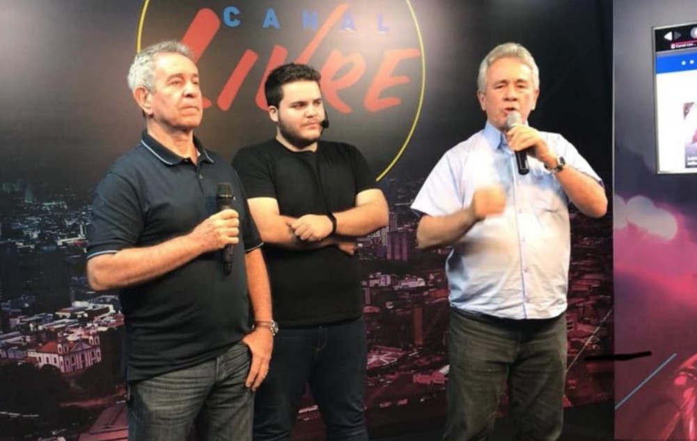 Programa Canal Livre volta ao ar após série na Netflix