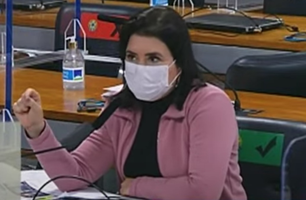 Simone Tebet aponta contradições de Helcio Bruno durante depoimento à CPI 