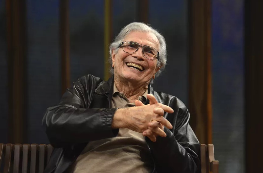 Famosos lamentam morte de Tarcísio Meira vítima de covid-19