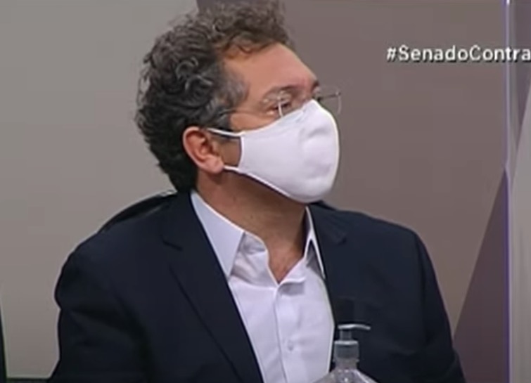 Maximiano não responde se líder do governo já atendeu demanda apresentada por ele