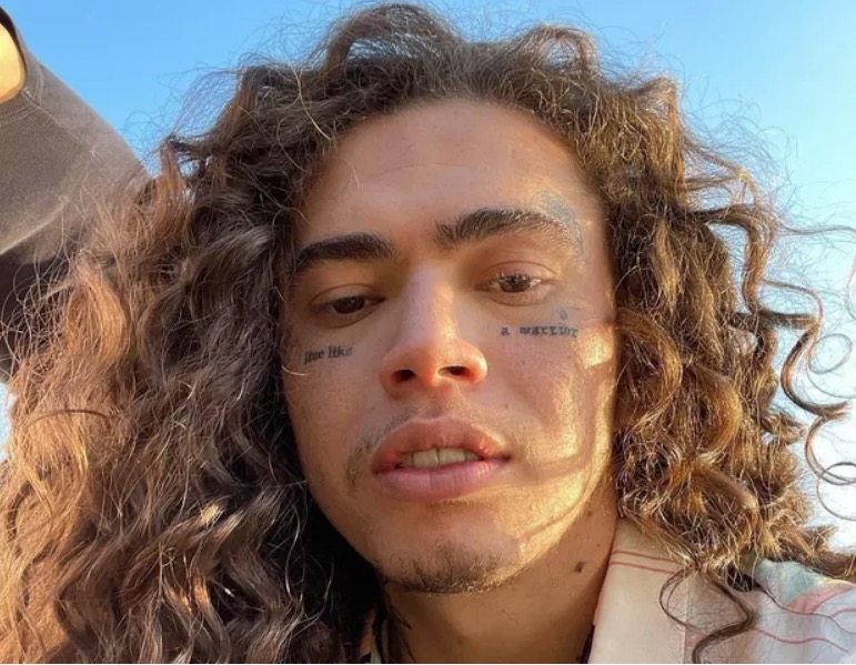 Whindersson Nunes solta o verbo após boatos de novo affair