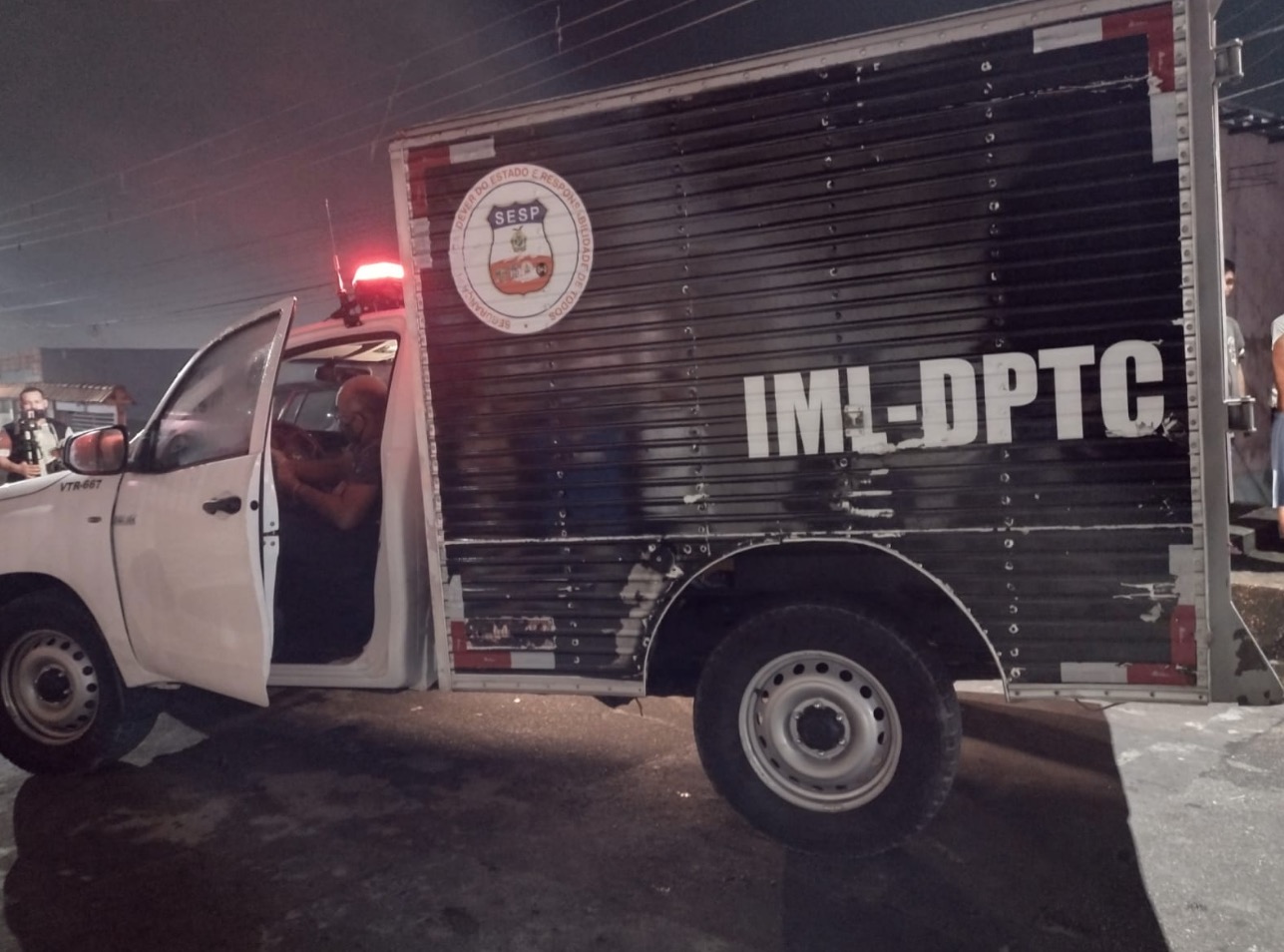 Homem morre e dois são baleados durante ataque no Novo Aleixo, em Manaus