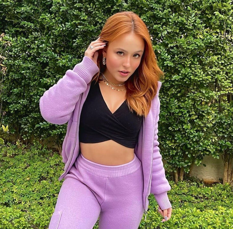 Larissa Manoela debocha de polêmica envolvendo o ex, João Guilherme