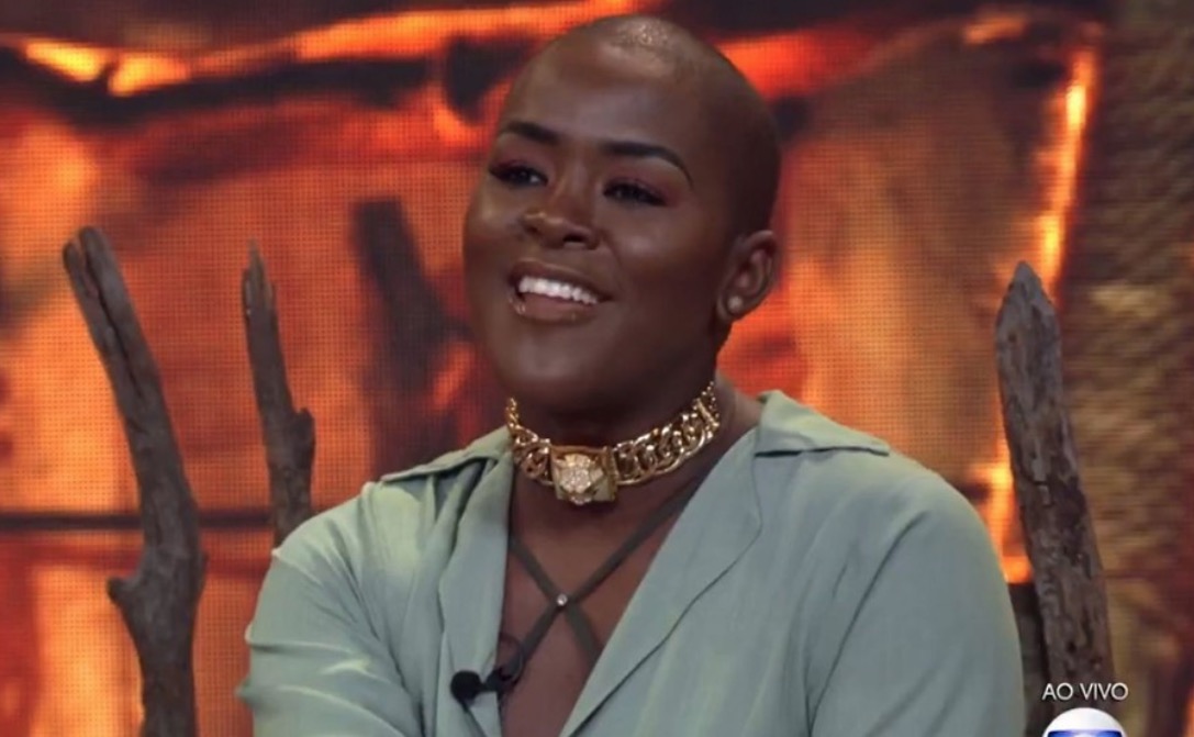 Ex-BBB Angélica rejeita A Fazenda 13 e expõe esquema da Record