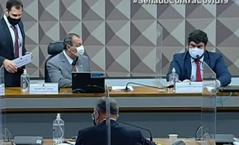 Omar Aziz reage à resposta de Marconny à CPI: 'tu é doido é?'