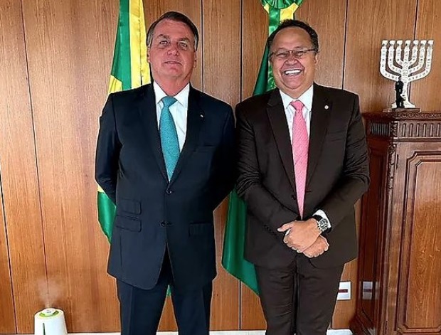 Silas Câmara anuncia vinda de Bolsonaro a Manaus em outubro 