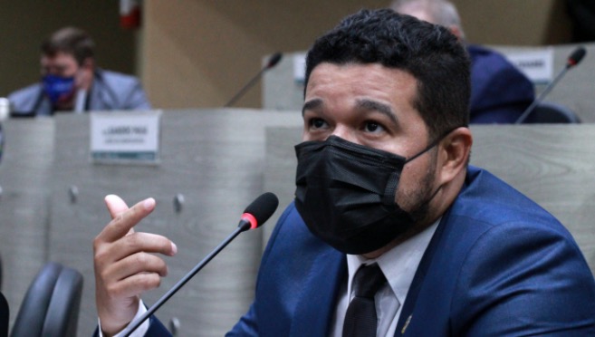 Projeto quer implementar o Teste do Olhinho nas maternidades de Manaus