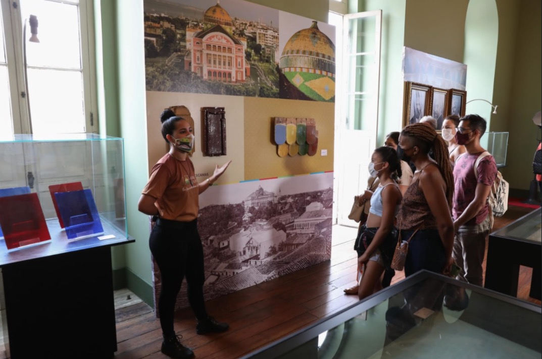 Exposição celebra aniversário de 125 anos do Teatro Amazonas