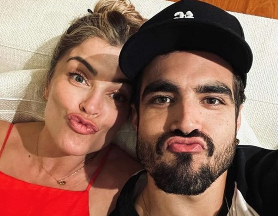 Caio Castro e Grazi Massafera postam fotos e fãs apontam reconciliação 