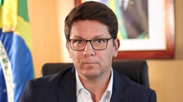 Mario Frias e ministro do Turismo brigam durante reunião com Bolsonaro 