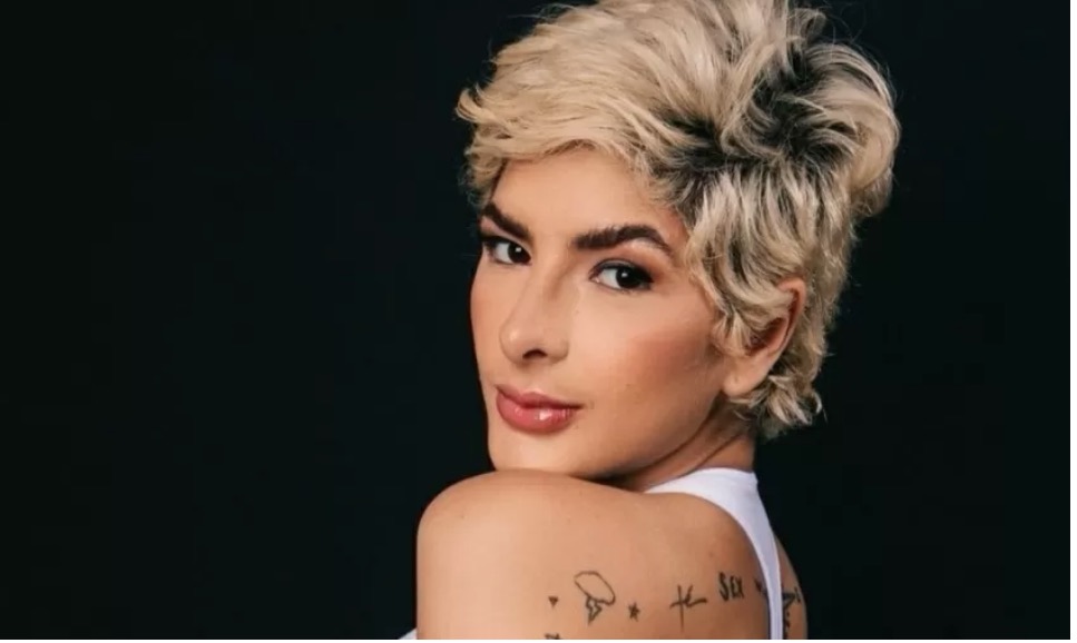 Lary Bottino entra em ‘A Fazenda’ sem saber que Nego do Borel foi expulso