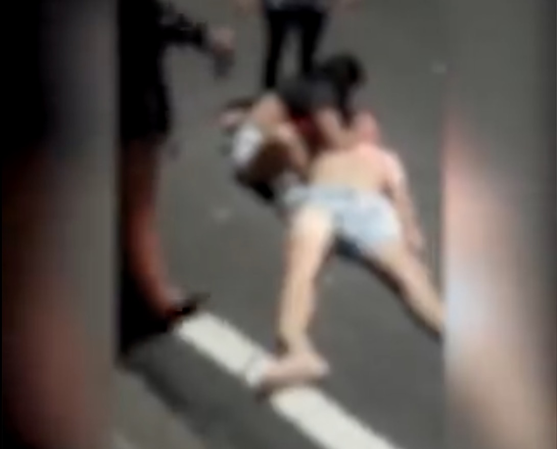 Homem é brutalmente atropelado após briga no Dom Pedro, em Manaus