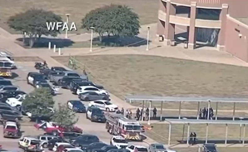 Tiroteio em escola deixa feridos no Texas 
