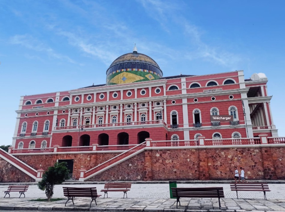 Programação do dia das crianças começa nesta quarta no Teatro Amazonas
