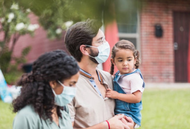 Variante delta causa mais sintomas em crianças; conheça 7 sinais