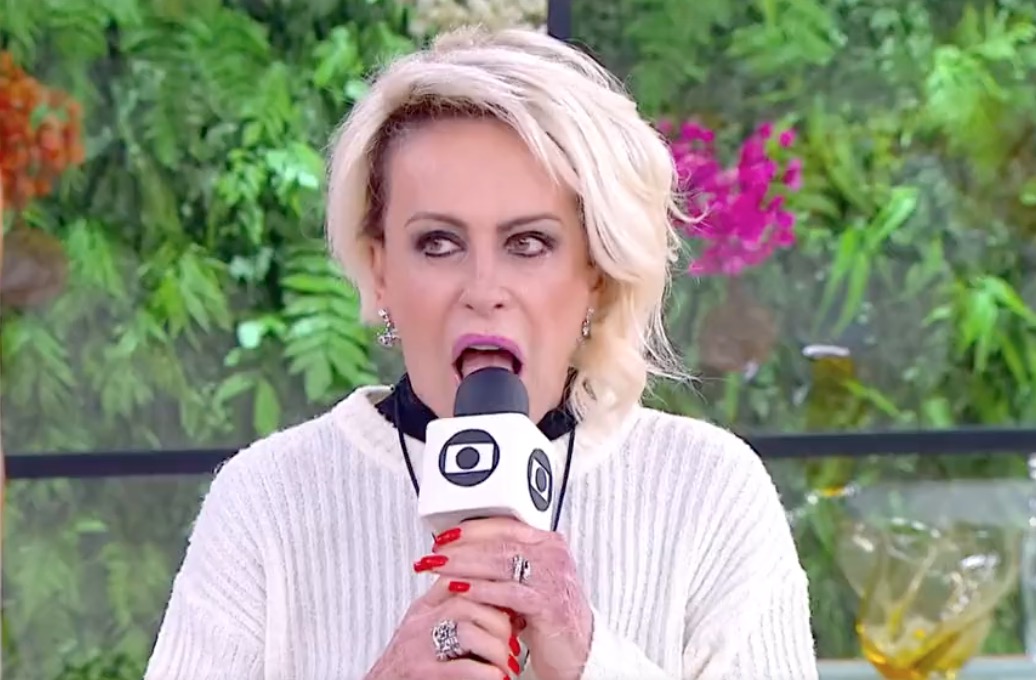 Ana Maria Braga come microfone ao vivo e bomba na internet