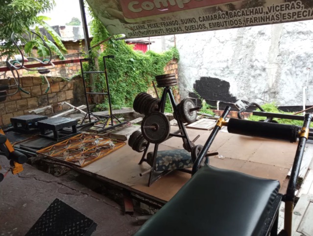 Academias irregulares são interditadas durante operação em Manaus 